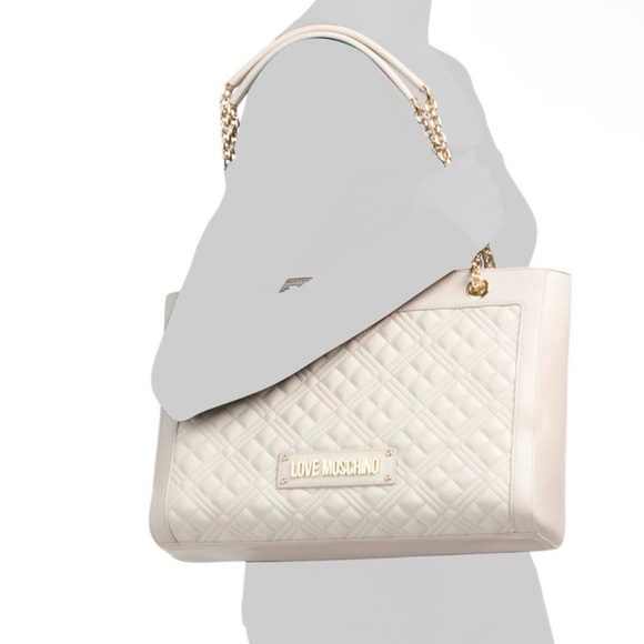 NWT Love Moschino Cream Quilted Borsa Tote & Gold Chain Handles(with dust bag) - Picture 4 of 16